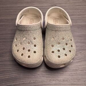 CROCS Kids Sparkly Cream Slippers
